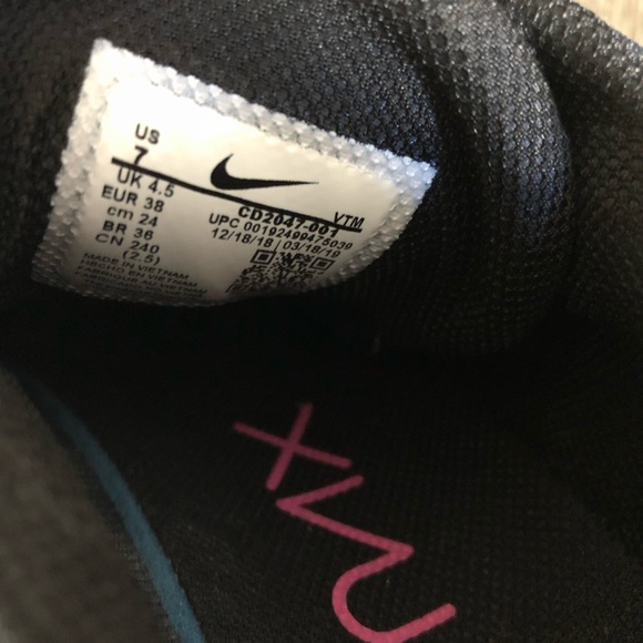 Nike Air Max 720 Black/White/Laser Fuchsia - Picture 9 of 9